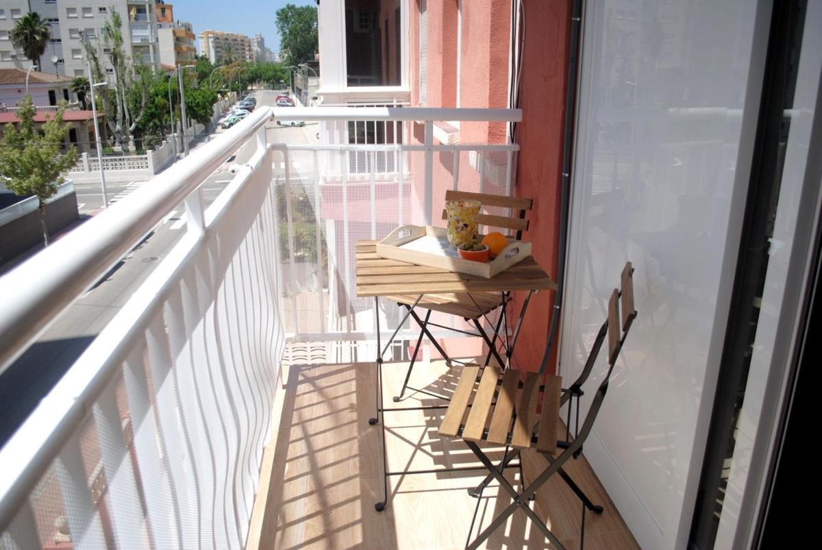 Aparatamento Barraques Gandia Playa Para 3-4 Personas 150 Metros De La Playa Gandía Exterior foto